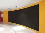 4x3 mede a tela de exposição fixa interna interna do diodo emissor de luz da instalação de P3.91 HD usada como a tela video da parede do estúdio da tevê da conferência
