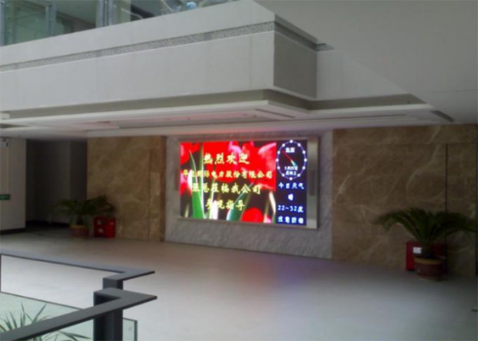 Parque conduzido montado caminhão personalizado de Centure da exposição do tamanho P1.87 2 anos de garantia