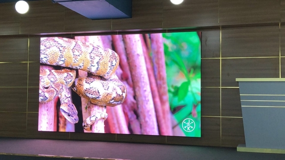 Display LED Full Color Indoor p3 3840hz taxa de atualização A solução definitiva na busca de ângulo de visão amplo e processo de sinal de alto bit para exibição suave