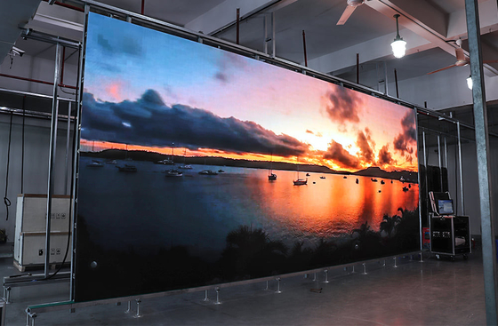Ecrãs de alumínio de fundição a óleo LED P3.91 para interiores satisfazem as necessidades de negócios com telas de alta definição