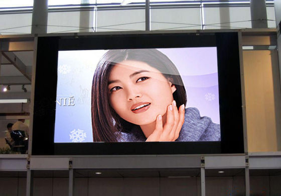 P10 Outdoor LED Billboard 5000cd/m2 Brilho 10mm Pitch