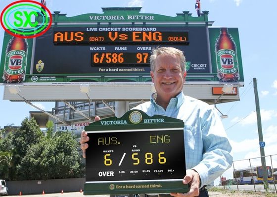 Full Color Outdoor Waterproof P10 RGB Stadium LED Display Screen Fixado Instalado