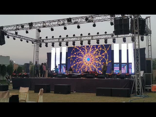 Escenário de publicidade interior Ecrãs LED HD Video Wall P3 Pixels Painéis de alto brilho