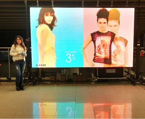 Armário conduzido interno do alumínio da densidade da placa de exposição 62500 de P4 IP34 SMD Digitas