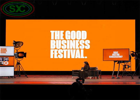 Display LED interno colorido com LEDs SMD 2121 3-em-1, proporcionando imagens e desempenho vívidos em diversos ambientes internos