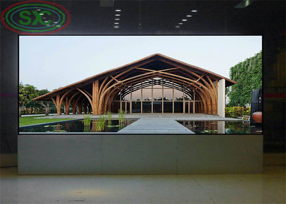 Display LED interno colorido com LEDs SMD 2121 3-em-1, proporcionando imagens e desempenho vívidos em diversos ambientes internos