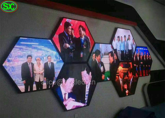 Tela de exposição video do diodo emissor de luz da cortina da forma P3.9 para anunciar, de alta resolução