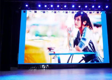 Ecrã de visualização LED a cores inteiras P3 111111 pontos / m2 Ecrã de parede de vídeo LED