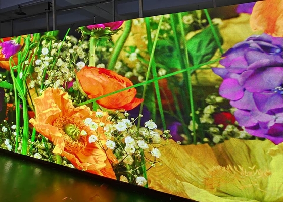 2 mm Indoor LED Display High Resolution Video Wall para publicidade de Shopping Mall