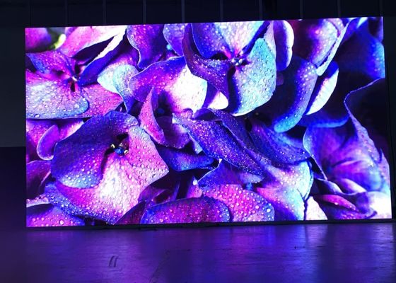 Bom preço Taxa de atualização> 3840 Hz Tela LED colorida interna de passo pequeno P1.875 Tela LED colorida interna on-line