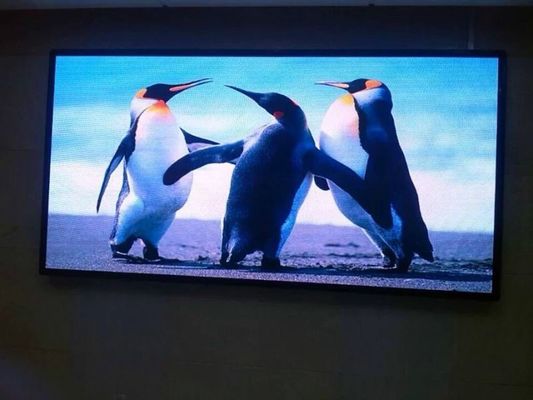 Bom preço Display de vídeo LED SMD interior Pôster digital com alto brilho e densidade on-line