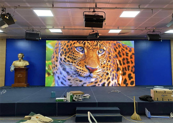 Visualização de painel de LED de aluguer Display Text Documents with White Balance Brightness 2500cd/m2