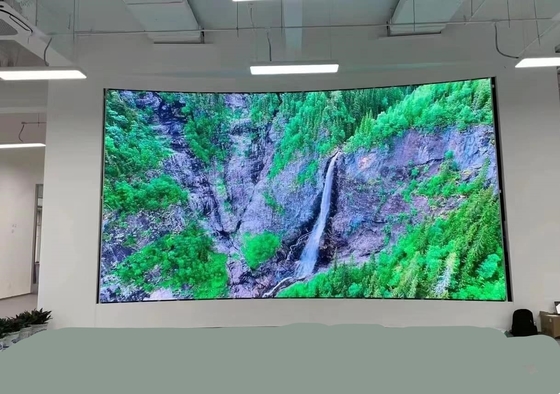 Painel de parede de vídeo LED sem mosaico ultra-claro P2.5 SMD2020 1300cd/m2