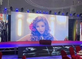 Ultra-Claridade Alto Brilho Publicitário LED Screen Indoor Full Color Adequado para Concert Stage