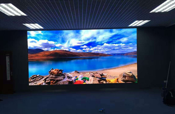 Ecrã LED de aluguer de interior pendurado SMD, P2 sinalização LED a cores 3 anos de garantia