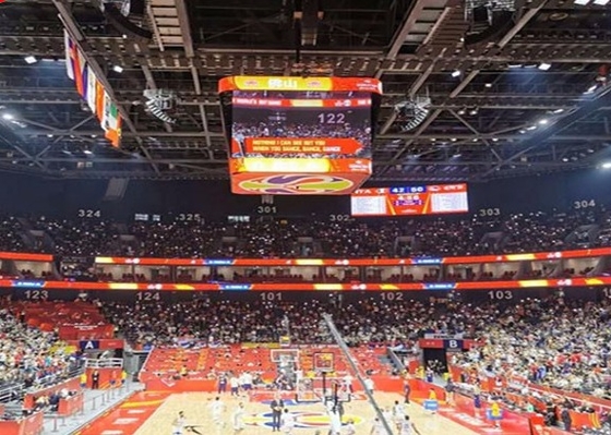 P10 Perímetro do estádio Display LED a cores completas 3000Hz 1R1G1B 320x160mm