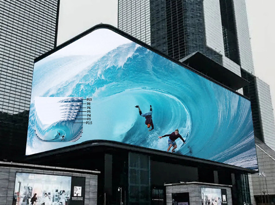 Outdoor Waterproof LED Digital Signage Full Color Brightness HD Alta taxa de atualização