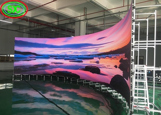 Revestimento de alumínio fundido em alumínio fácil de instalar Resolução do módulo SMD P4 Indoor HD Full Color LED Display