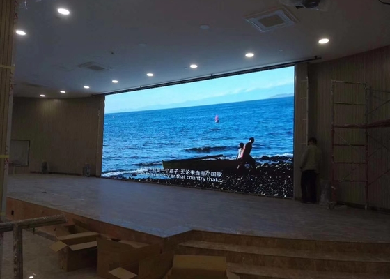 Aluguer de módulo macio de alta luminosidade P4 Publicidade LED Display vídeo conferência SMD2121