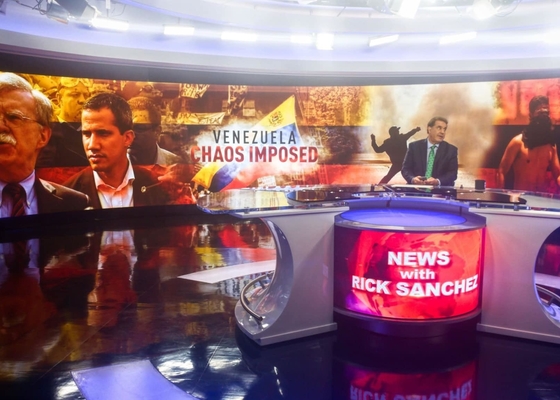 SMD2121 P4 padrão gabinete de alumínio fundido a óleo de vidro interior tela de publicidade a cores completas