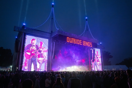 Display LED de aluguel de alumínio para o exterior P8 Grande palco HD para concertos
