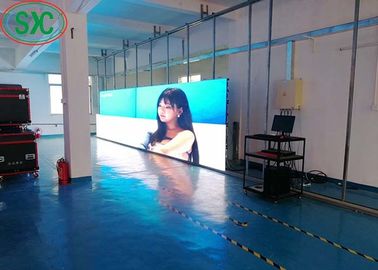 P2.5 Ecrã LED a cores interiores com caixa de alumínio de fundição por impressão 576X576mm Garantia de três anos