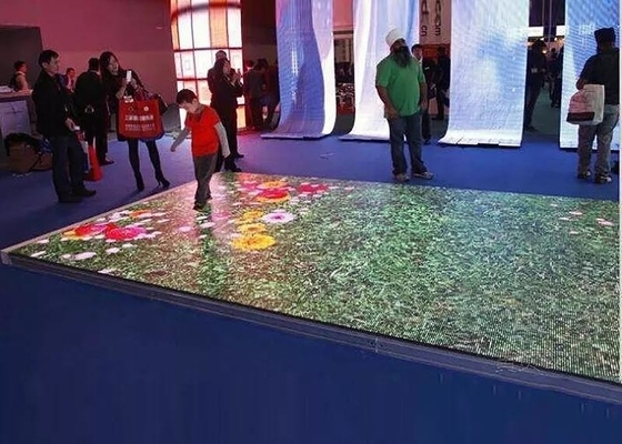 P2.5 Full Color Video Dance Floor, SMD Luminous Floor Tiles 1/32 Modulo de varredura 160*160mm