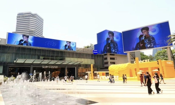 Estádio de futebol ao ar livre Full Color Led P10 High Brightness HD 960*960mm Billboard