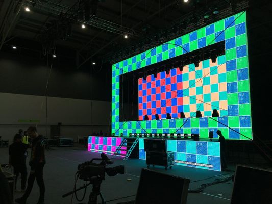 CoB P2.5 Smd1515 RGB Full Color LED Die-Casting Aluminum Screen Standard Cabinet de uso fixo