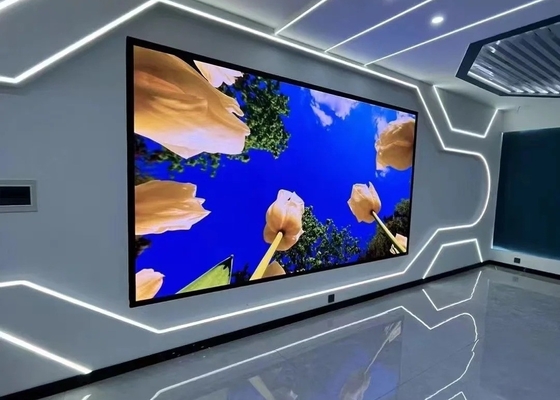 P5 Padrão 640mmx640mm Full Color Indoor Hanging LED Display In Die-Cast Aluminum Cabinet