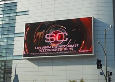 Publicidade Exterior Full Color LED Display P3.91 Brilho 6000 Nits 65410 pontos/M2
