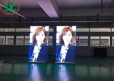 Ecrã LED transparente de interior altamente estável com design de painel ultra fino resistente às intempéries