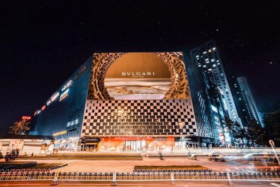 P10 Publicidade exterior a cores completas LED Billboard Sistema de controlo Novastar Instalação fixa