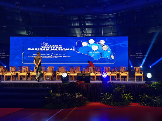Displays LED de alta resolução em cores P3 para aluguel de interiores para publicidade / cenário do palco