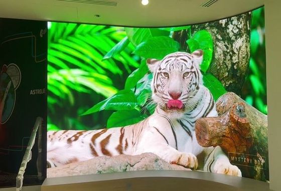 Bom preço Painel de aluguer de 640x640mm 3840Hz alta atualização Kinglight SMD em cores completas tela LED super finap2.5,3840hz taxa de atualização, cartão Novastar on-line
