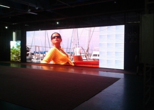 P3.91 Display LED de alumínio/caixinha de ferro fundido para interiores, ecrã de LED, painel de avisos de parede IP65 impermeável