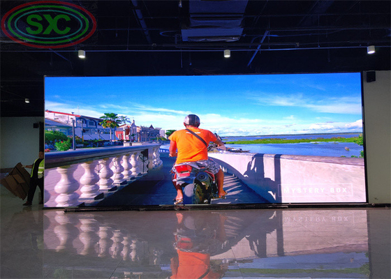 Acesso dianteiro e traseiro Fácil manutenção Full Color P4 LED Video Wall Screen