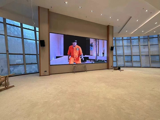 Display LED Full Color Indoor P4 HD Curved Video Wall 62500/m2 RGB 3 em 1 24 meses Design personalizado e competitivo