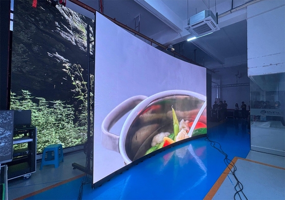 P4 Full Color Indoor LED Video Wall Screen 80*40 Resolução de módulo Panfletos publicitários