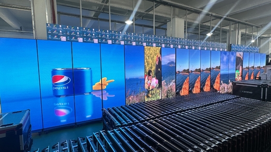 HD LED Poster Display P2.5 Full Color Piso de Anúncio em pé 1/16 Parede de varredura
