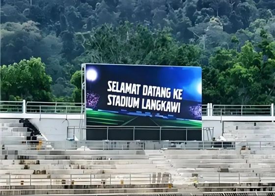 Outdoor LED Billboard de Alto Brilho 8000nits com Sistema de Controle Novastar e Proteção IP65 para Publicidade Externa