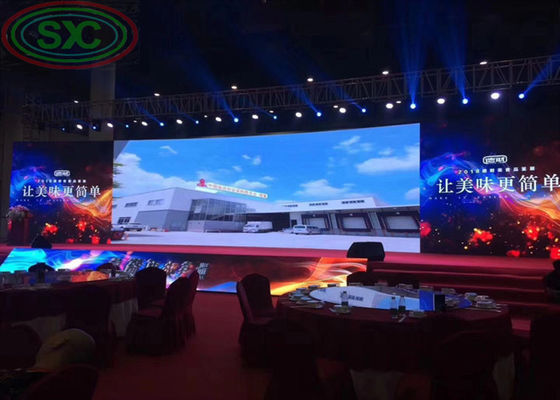 Bom preço P4 Área exterior Full Color Haning LED Screen Padrão Armário de Alumínio Fundido a Morro on-line