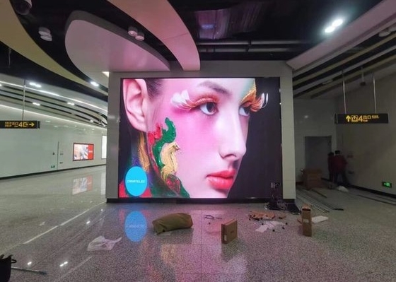 Pôster RGB LED Display 2,5 mm Pixel Pitch Alta taxa de atualização 1920HZ Interior