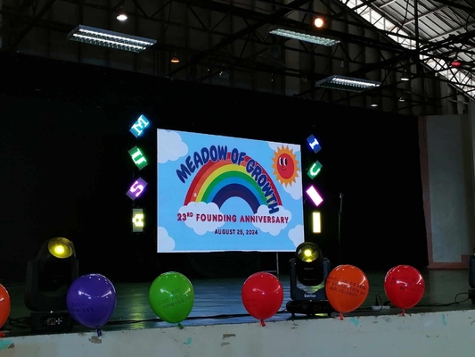 Atualize o seu ecrã com 960*960mm RGB LED Display 5500Nits Brilho e cor vibrante