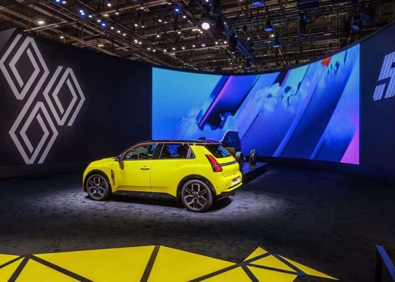Display LED de exterior P2.5 grande e flexível sem mosaico, painéis publicitários de LED