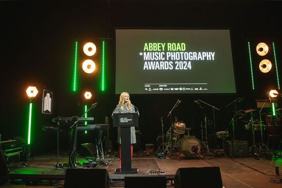 Ecrã LED de publicidade interior P1.667 200*150mm Sistema NOVA