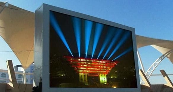 Muralha de mídia LED estável com P6 Pixel Pitch e 192 * 192mm Module Size para exibição excepcional