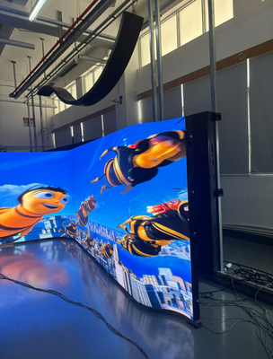 Ecrã de LED de alta qualidade COB Painéis de tela de LED gigante de pixel fina de pitch da fábrica chinesa para o mercado do Oriente Médio