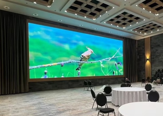 COB Localização de tela Ultra HD Programável P1.25 Indoor Full Color LED Display 1/8 Modo de varredura
