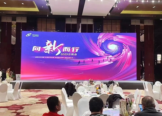 Venda Hot HD Alumínio P4 LED Full Color Display/Indoor LED Screen Video Wall